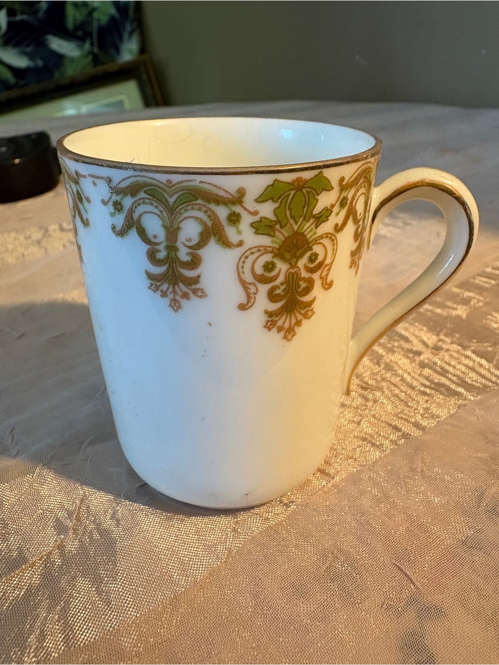 Golden Regal Demitasse Gold & Green Tea Cup